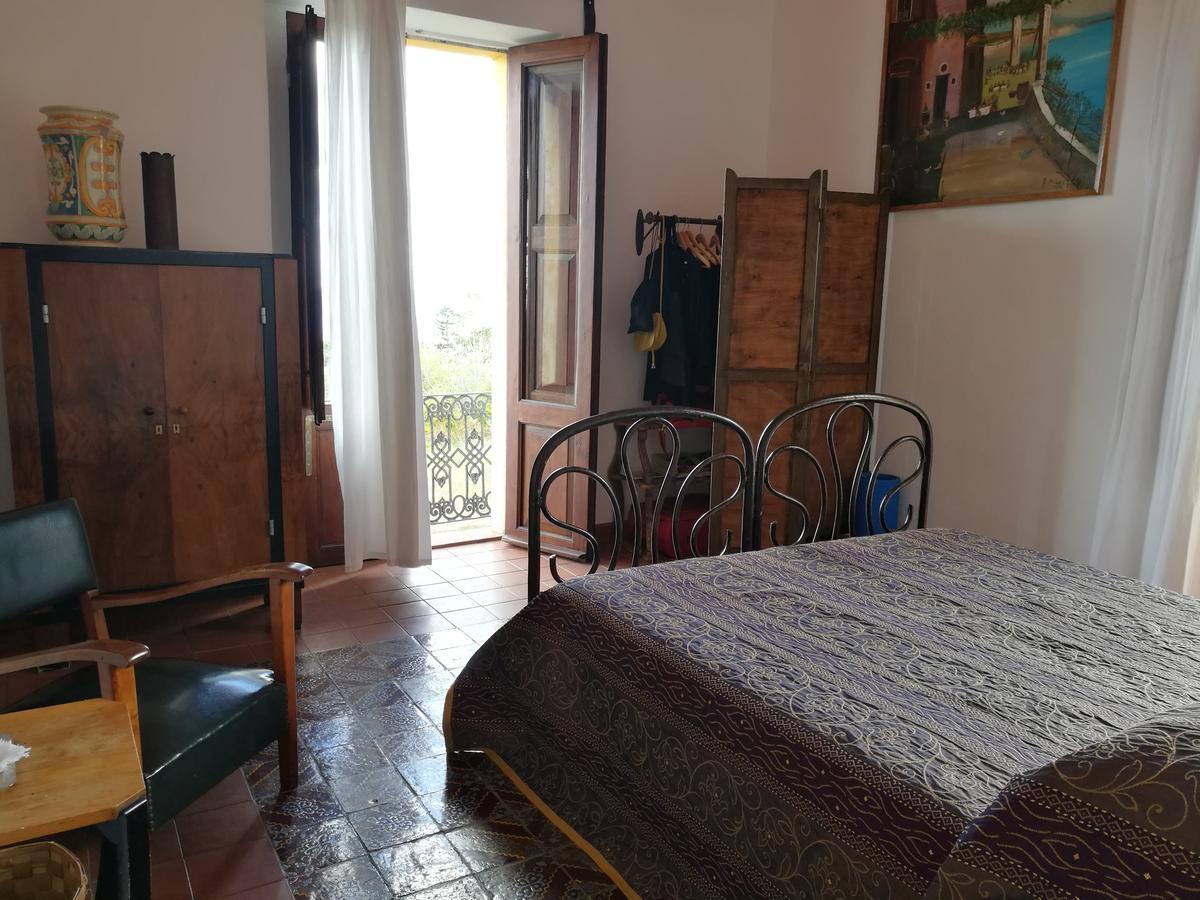 La Locanda Del Barbablu Стромболи Экстерьер фото
