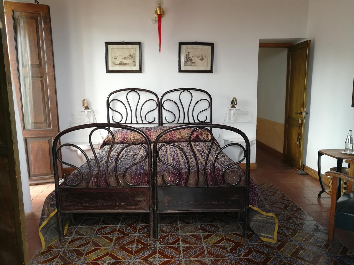 La Locanda Del Barbablu Стромболи Экстерьер фото