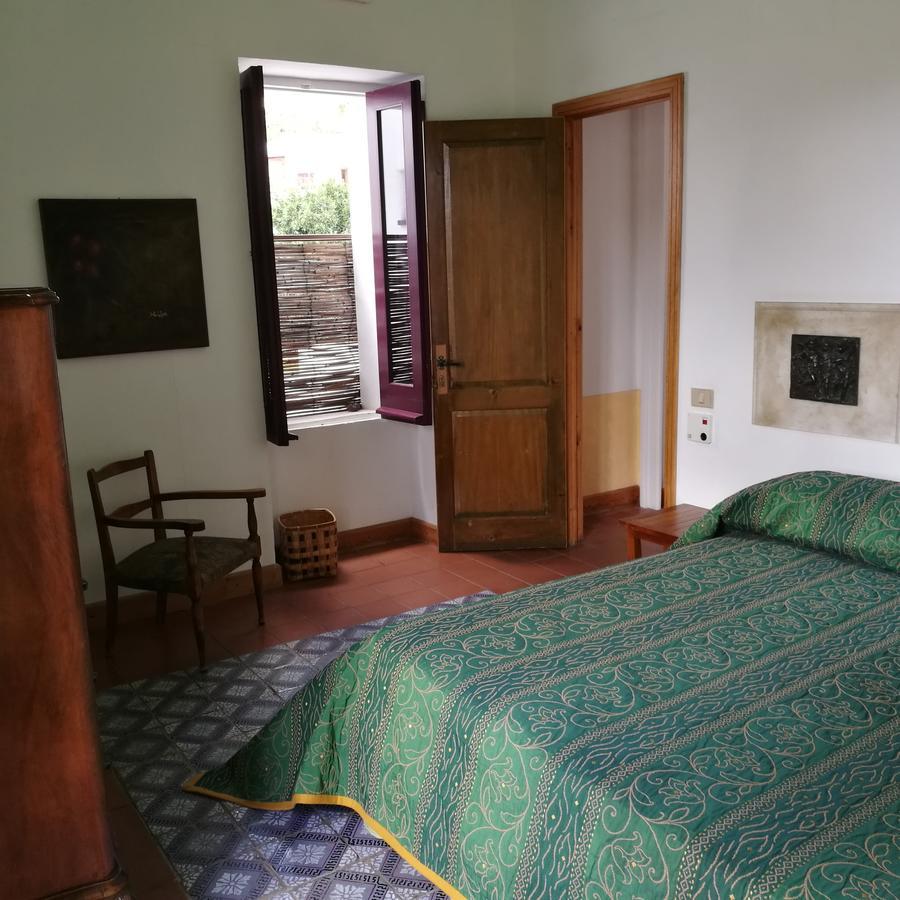 La Locanda Del Barbablu Стромболи Экстерьер фото